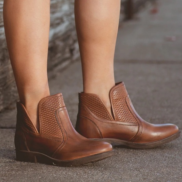 Roan by Bed Stu Booties - Picture 4 of 5